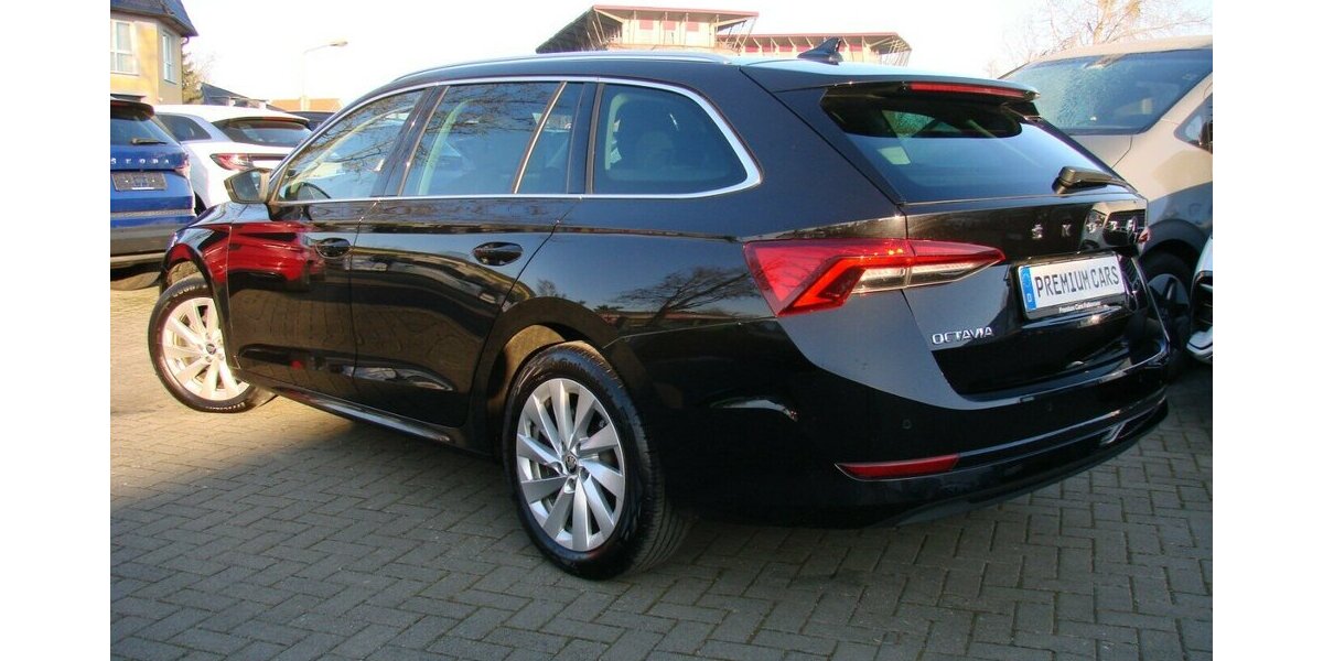 Skoda Octavia 2.0TDI Selection LED Tempomat Spurhalteass 56.838 km 23.980 &euro; Falkensee 14612