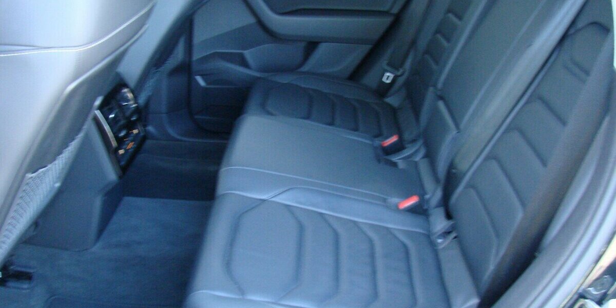 VW Touareg 3.0TDi Black Style 4M ACC LED AHK Luftfede 34.980 km 48.980 &euro; Falkensee 14612
