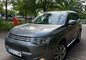 Mitsubishi Outlander 163.000 km 9.900 &euro; Berlin 13589