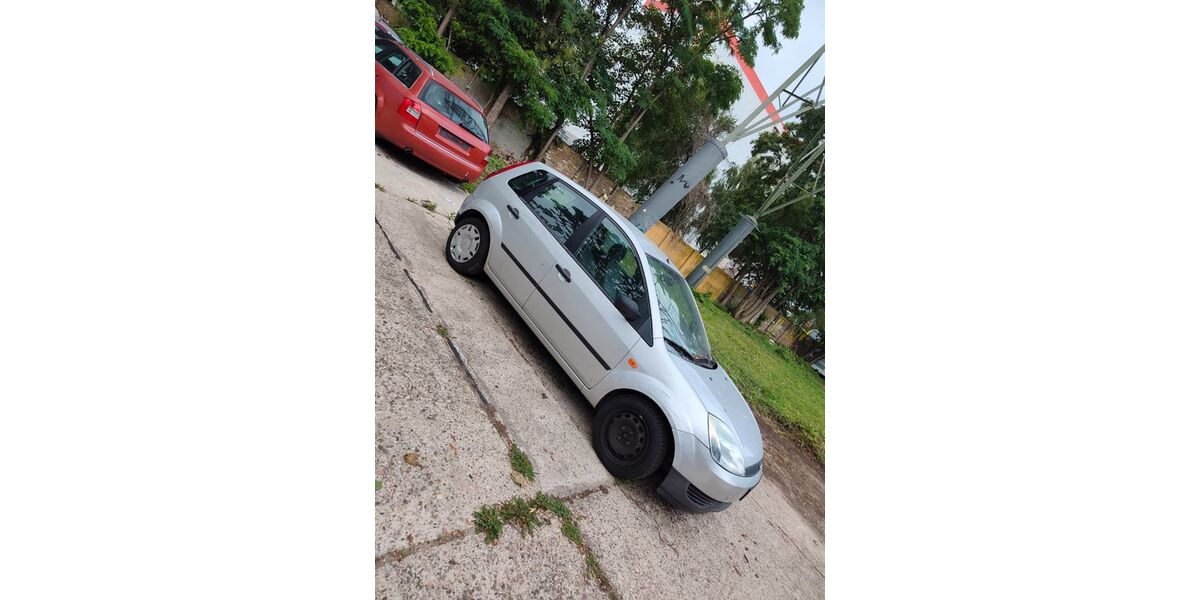 Ford Fiesta 76.033 km 750 &euro; Berlin 12681