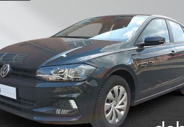VW Polo 69.168 km 9.950 &euro; Berlin 13125