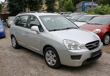 Kia Carens 168.700 km 2.699 &euro; Berlin 13057