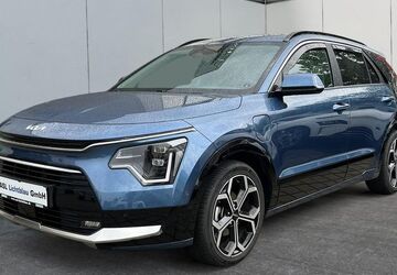 Kia Niro 36.681 km 27.990 &euro; Potsdam 14469
