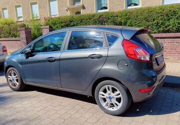 Ford Fiesta 138.000 km 6.999 &euro; Nauen 14641