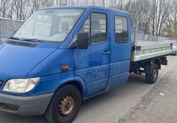 Mercedes-Benz Sprinter 298.000 km 3.499 &euro; berlin 13089