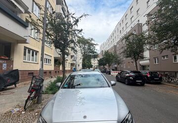 Mercedes-Benz E 300 118.000 km 25.980 &euro; Berlin 12057