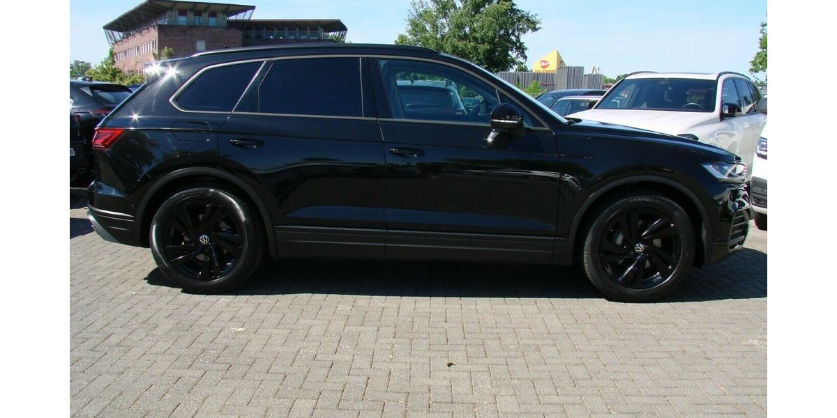 VW Touareg 3.0TDi Black Style 4M ACC LED AHK Luftfede 34.980 km 48.980 &euro; Falkensee 14612