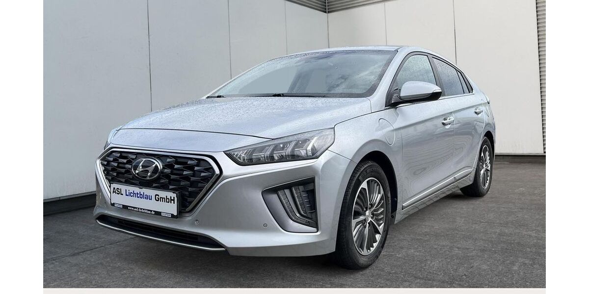 Hyundai IONIQ 52.765 km 19.490 &euro; Potsdam 14469