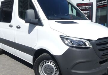 Mercedes-Benz Sprinter 106.239 km 28.800 &euro; Berlin 13156