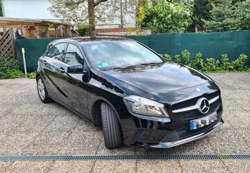Mercedes-Benz A 180 76.000 km 12.800 &euro; Berlin 10719