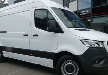 Mercedes-Benz Sprinter 131.256 km 30.800 &euro; Berlin 13156
