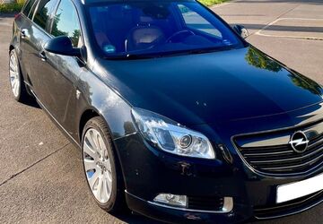 Opel Insignia 273.500 km 4.444 &euro; Potsdam 14480