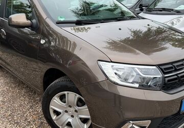 Dacia Sandero 53.354 km 8.490 &euro; Berlin 13089