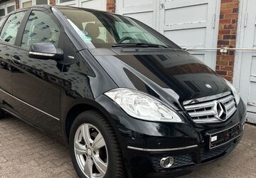 Mercedes-Benz A 160 81.896 km 6.999 &euro; Berlin Wilmersdorf 10715