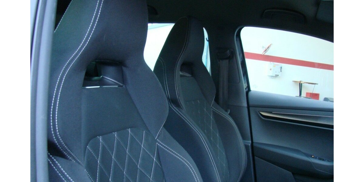 Skoda Karoq 2.0TSi 4x4 Sportline ACC SHZ AHK LED 29.623 km 31.980 &euro; Falkensee 14612