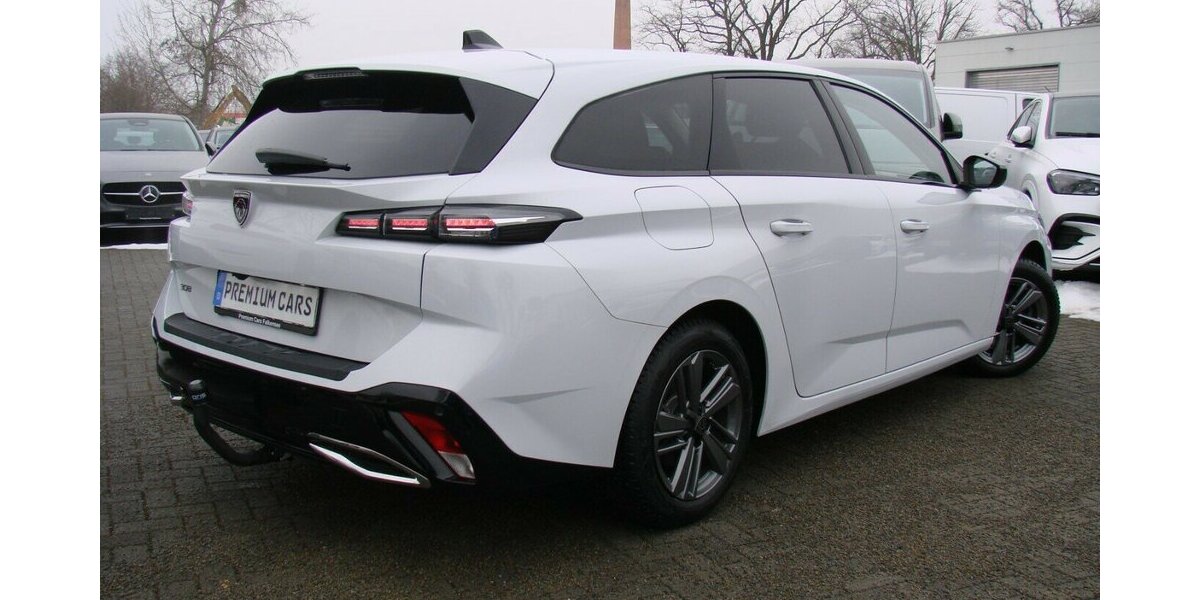 Peugeot 308 1.5L Allure ACC AHK LED Navi Kamera 34.524 km 21.980 &euro; Falkensee 14612