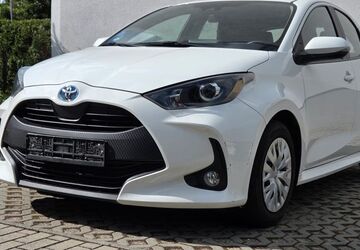 Toyota Yaris 51.000 km 14.590 &euro; Mahlow Blankenfelde 15831